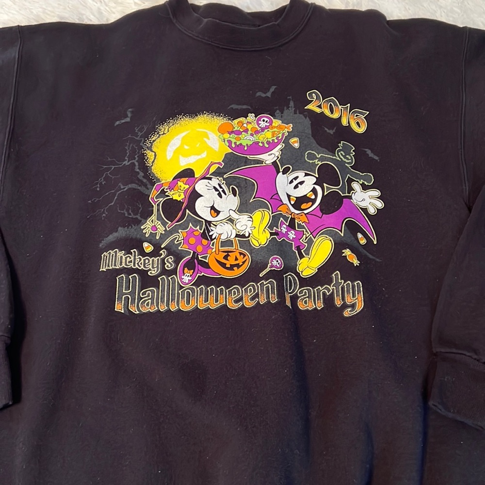 Disney Parks 2016 Disneyland Mickey’s Halloween Party Pullover